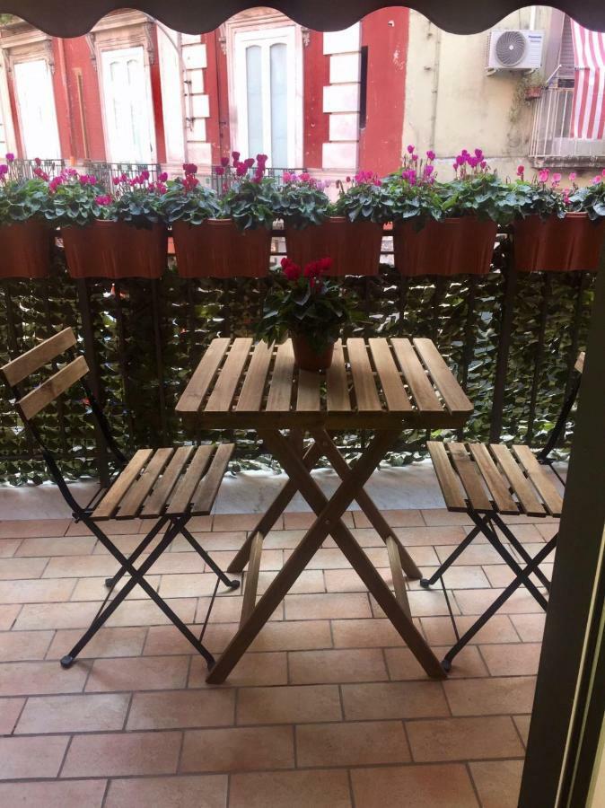 Il Cuore Di Napoli Hotel Luaran gambar