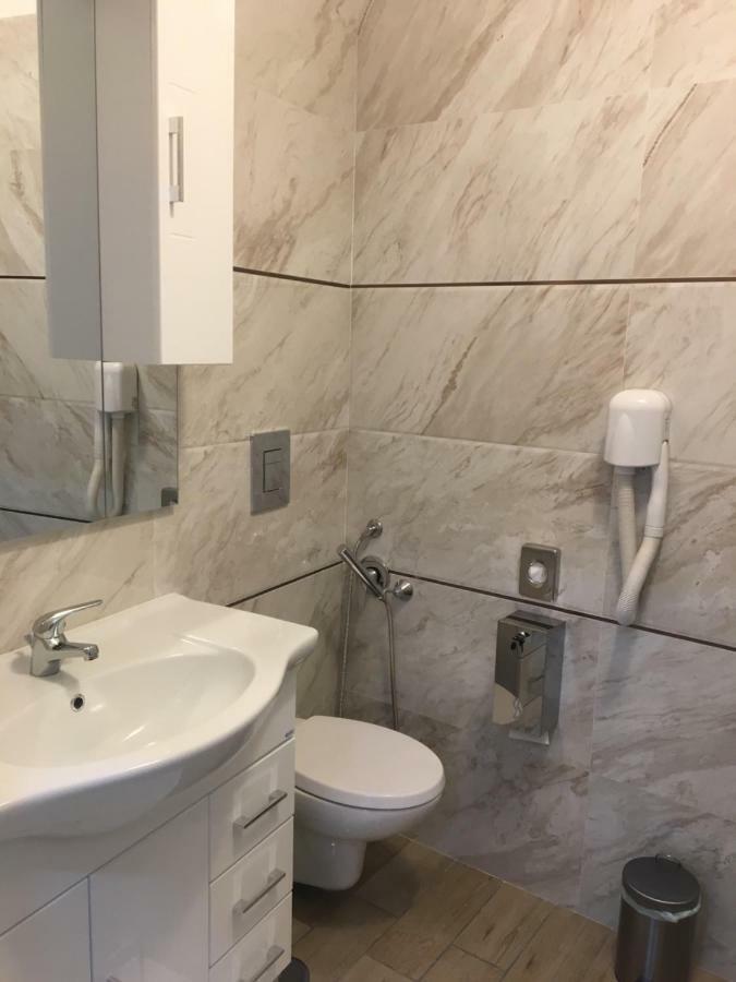 Il Cuore Di Napoli Hotel Luaran gambar